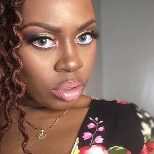 Meet your Posher, Brandi